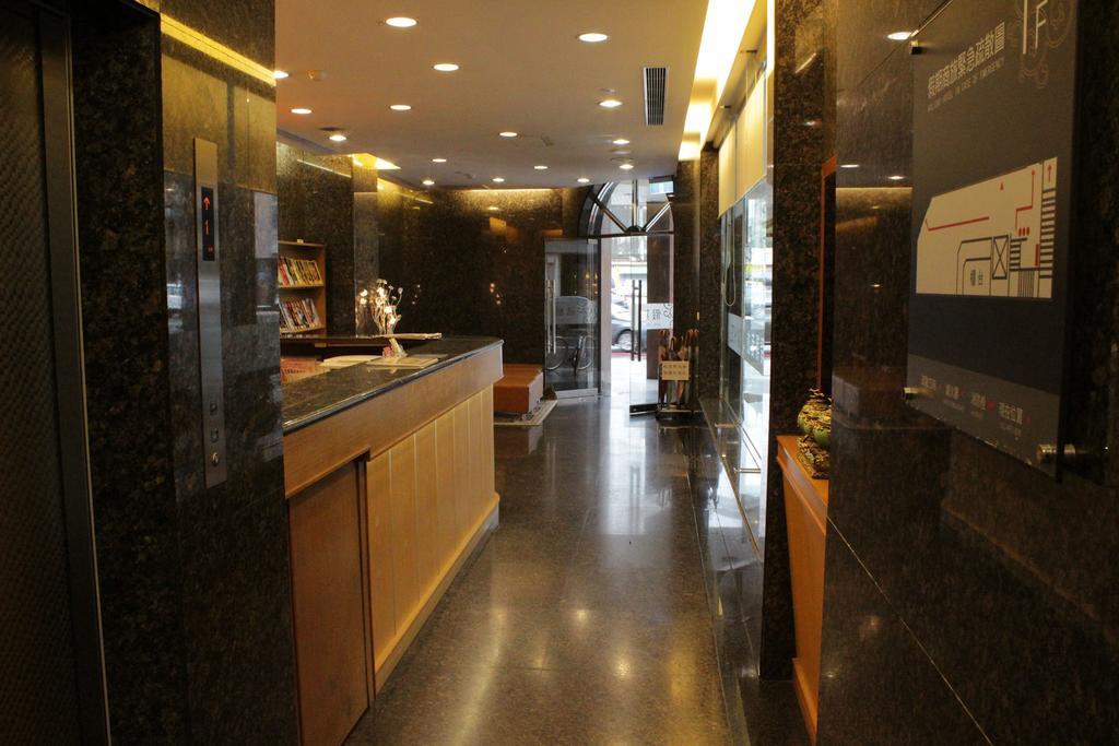 高雄 假期旅店酒店 外观 照片
